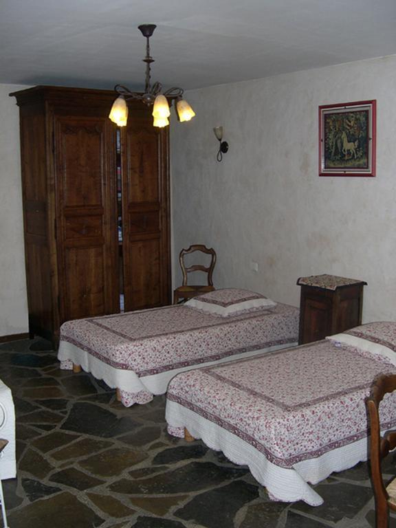 La Bergerie Bed and Breakfast Sainte-Eulalie-de-Cernon Rum bild
